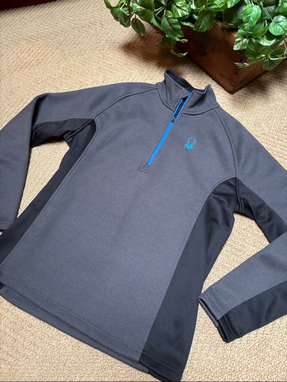 Spyder Men's Charcoal and Black Quarter-Zip Performance Jacket with Blue Accent